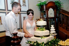 Wedding Packages with wedding cakes.